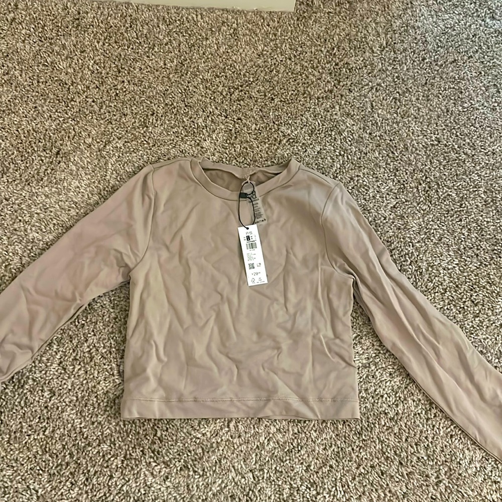 Garage top selling Kylie top tee